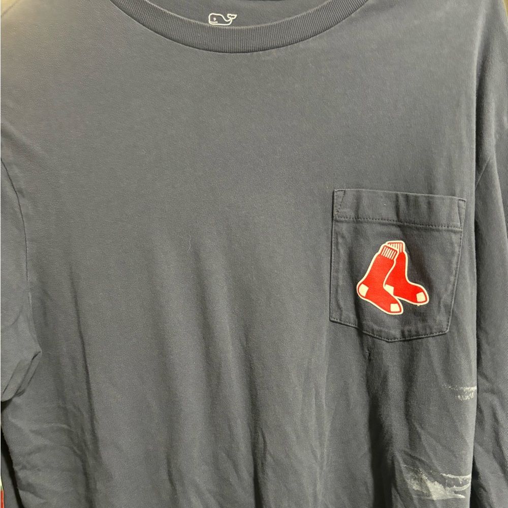 Vineyard vines long sleeve shirt seize large red sox